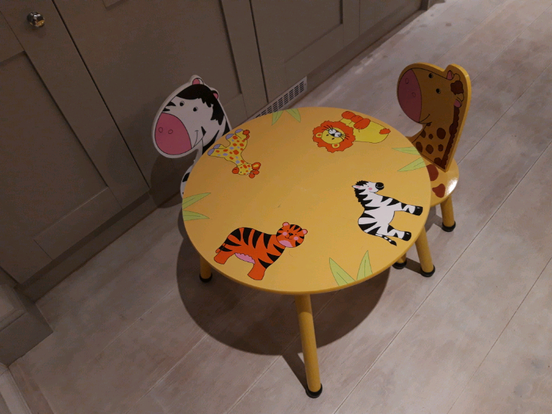 children's safari table and chairs